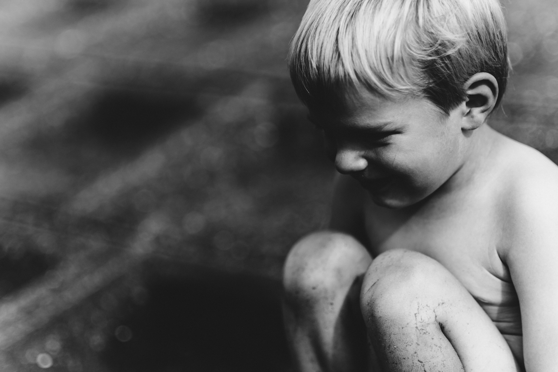 Portrait Kind schwarz-weiß Fotografie / Familienfotografie Hamburg